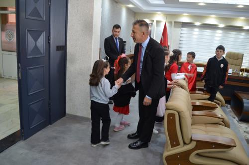 23 Nisan Ulusal Egemenlik ve Çocuk Bayramı Coşkuyla Kutlandı.