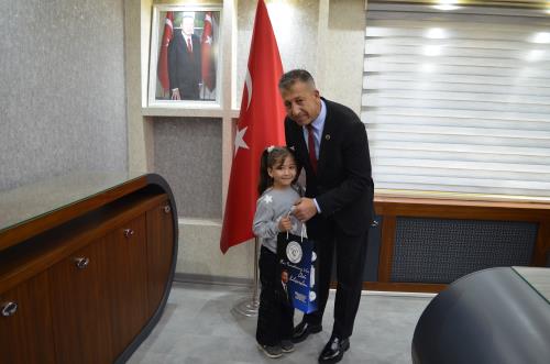 23 Nisan Ulusal Egemenlik ve Çocuk Bayramı Coşkuyla Kutlandı.
