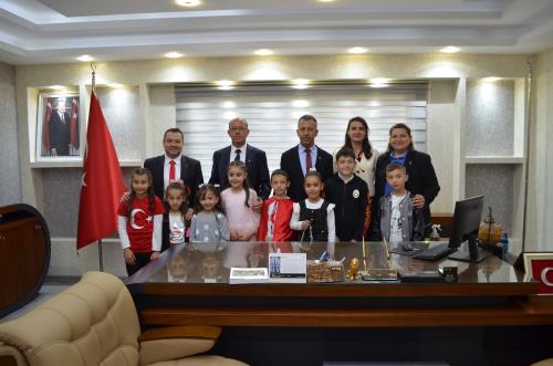 23 Nisan Ulusal Egemenlik ve Çocuk Bayramı Coşkuyla Kutlandı.