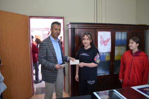 Sinanpaşa Kaymakamı Sayın Emrah ASLAN ın ve Belediye Başkanımız Sayın Zülkarni DAVAS ın  Beldemizdeki Okulları Ziyareti.