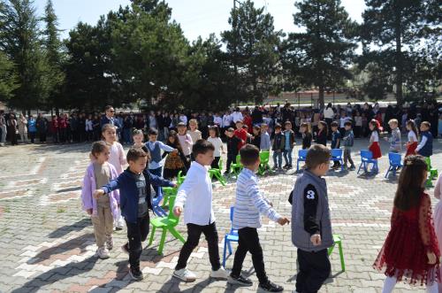 23 Nisan Ulusal Egemenlik ve Çocuk Bayramı Coşkuyla Kutlandı.