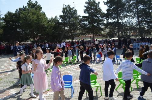 23 Nisan Ulusal Egemenlik ve Çocuk Bayramı Coşkuyla Kutlandı.