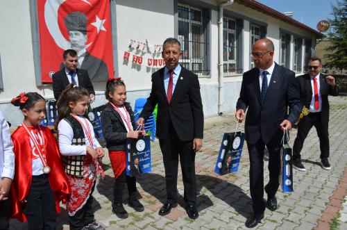 23 Nisan Ulusal Egemenlik ve Çocuk Bayramı Coşkuyla Kutlandı.