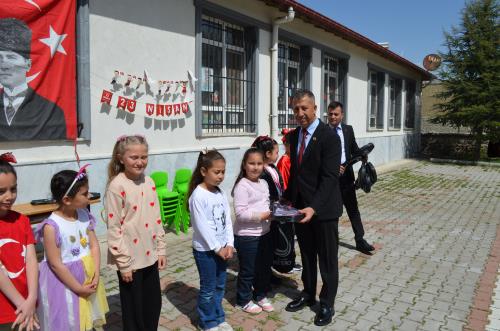 23 Nisan Ulusal Egemenlik ve Çocuk Bayramı Coşkuyla Kutlandı.